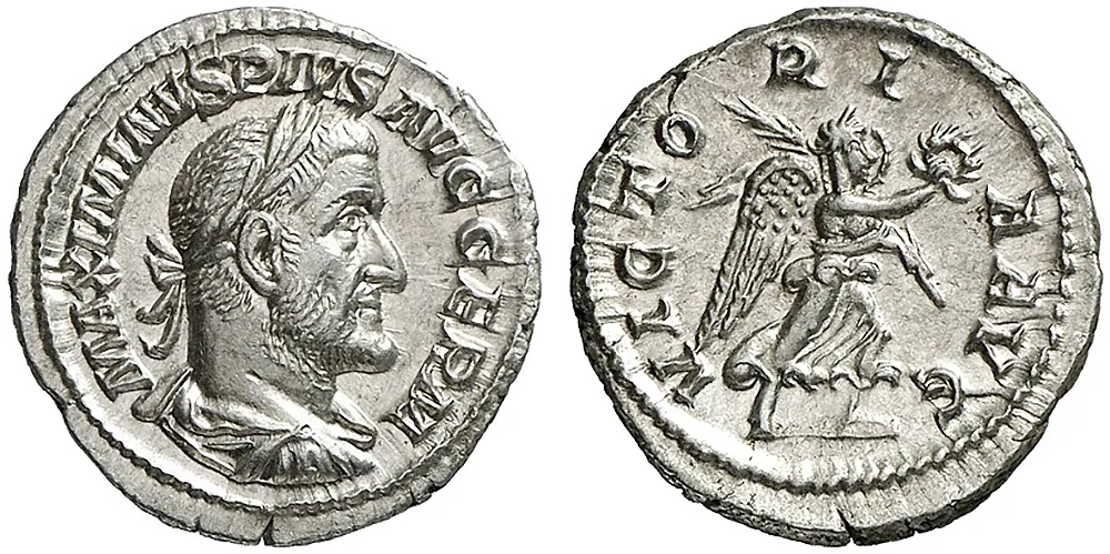 RIC IV Maximinus Thrax 22